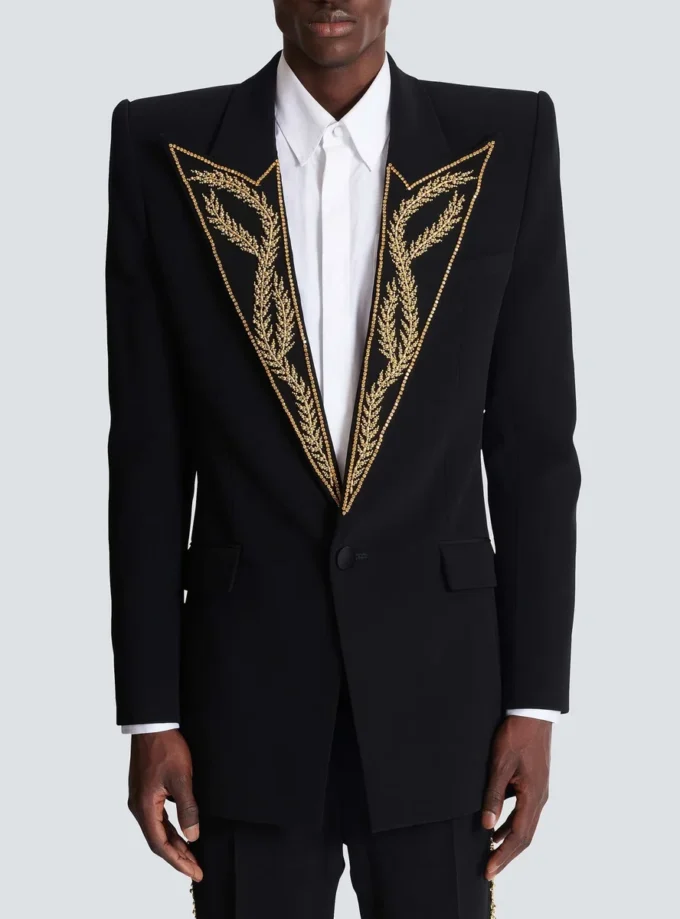 1-button jacket with embroidered collar