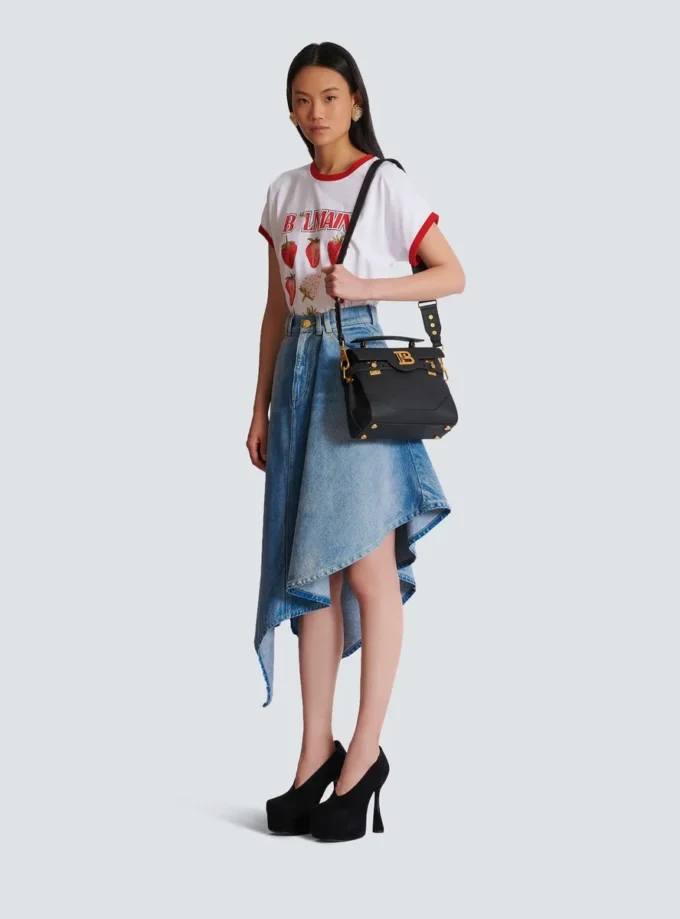 B-Buzz 23 grained leather bag B-Buzz 23 grained leather bag