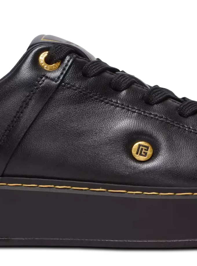 B-Court trainers in calfskin