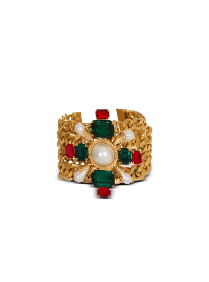 Baroque bracelet with chains and beads