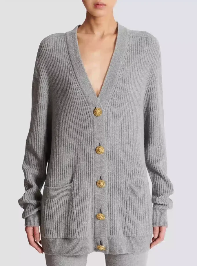 Buttoned cashmere cardigan Buttoned cashmere cardigan