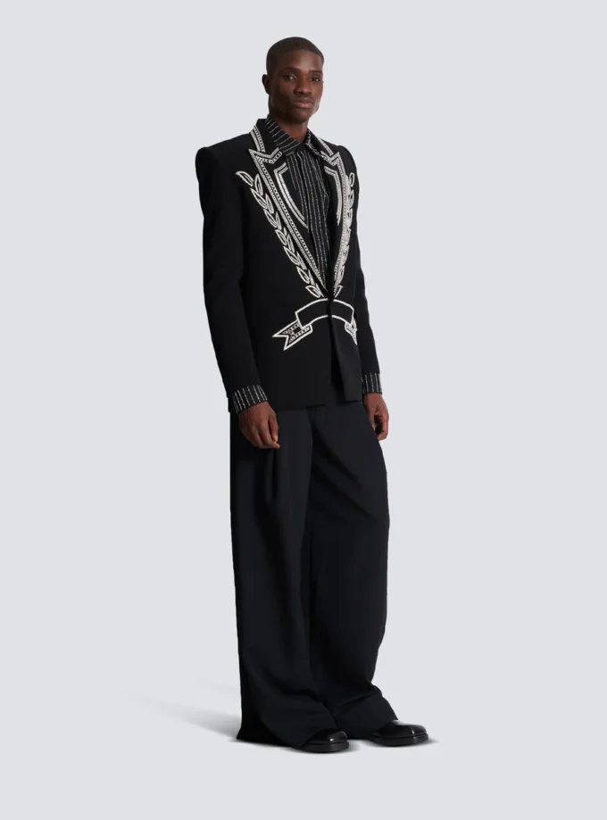 Crepe 1-button jacket with crystals