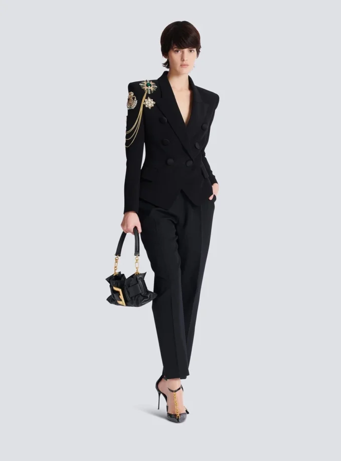 Crepe 6-buttons jacket with embroidered patches Crepe 6-buttons jacket with embroidered patches