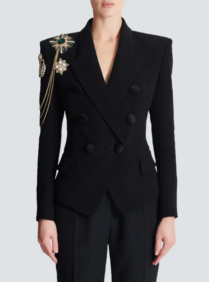 Crepe 6-buttons jacket with embroidered patches Crepe 6-buttons jacket with embroidered patches