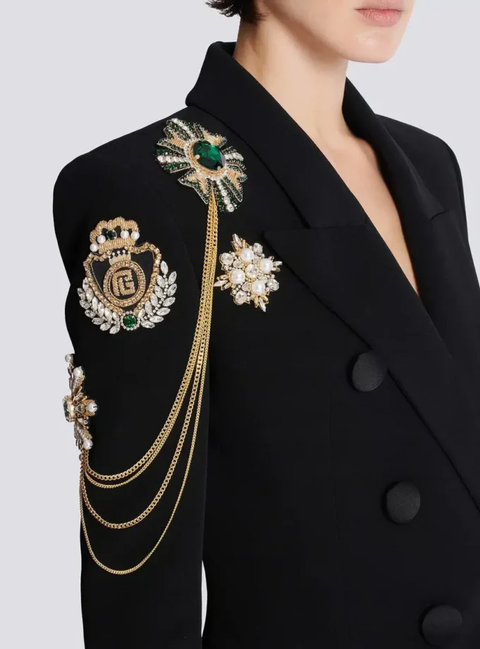 Crepe 6-buttons jacket with embroidered patches Crepe 6-buttons jacket with embroidered patches