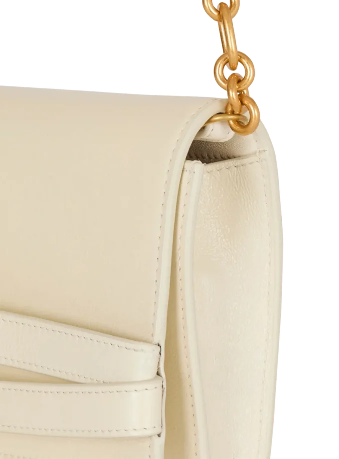 Crinkled leather wallet with Shuffle chain Crinkled leather wallet with Shuffle chain