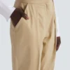 Darted 7/8 trousers in cotton gabardine