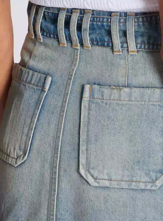 Denim skirt with pockets Denim skirt with pockets