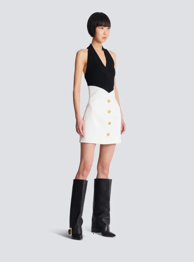 Double crepe tulip skirt with buttons