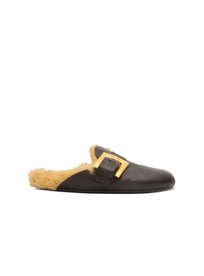 Flat leather and faux fur mules Flat leather and faux fur mules