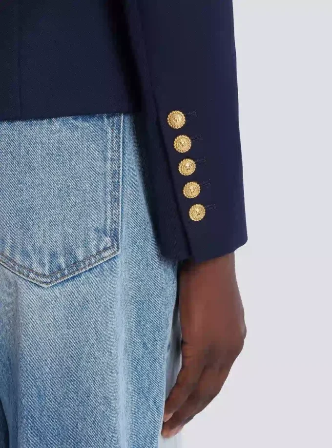 Fitted wool 6-buttons jacket Fitted wool 6-buttons jacket