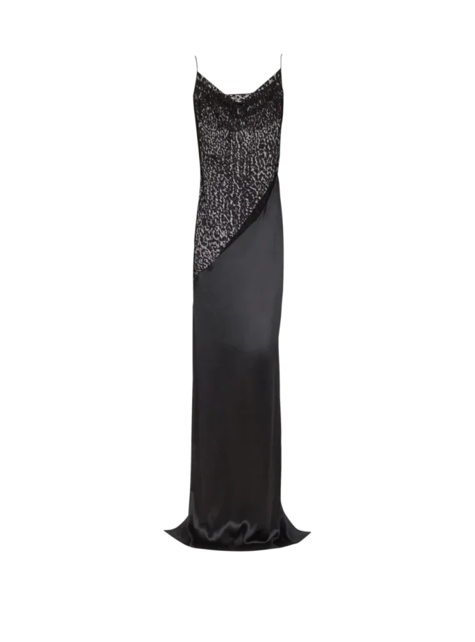 Flowing spaghetti strap dress Flowing spaghetti strap dress