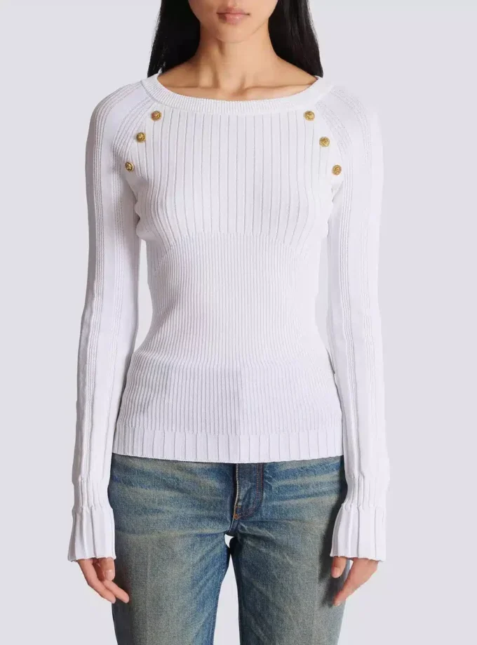 Knit top with buttons Knit top with buttons