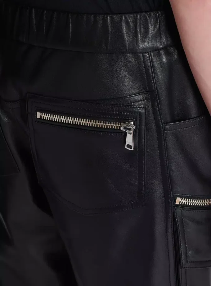 Leather cargo Bermuda shorts