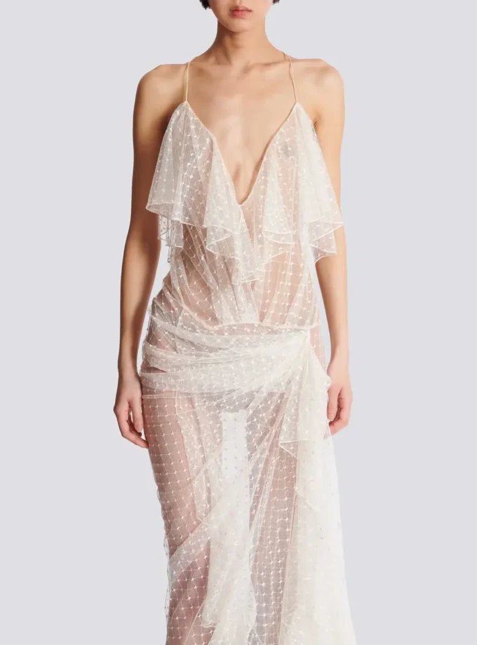 Long flowing dress with lace ruffles Long flowing dress with lace ruffles
