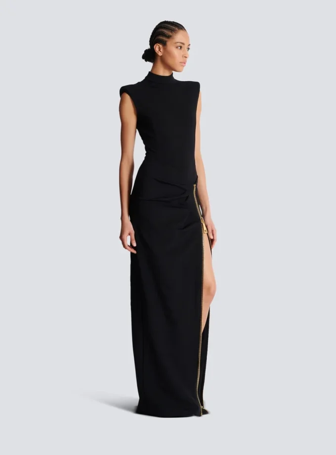 Long jersey dress with leg slit Long jersey dress with leg slit