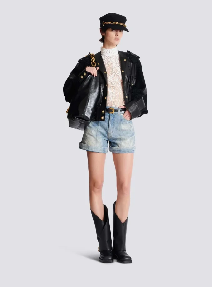 Long-sleeved lace body Long-sleeved lace body