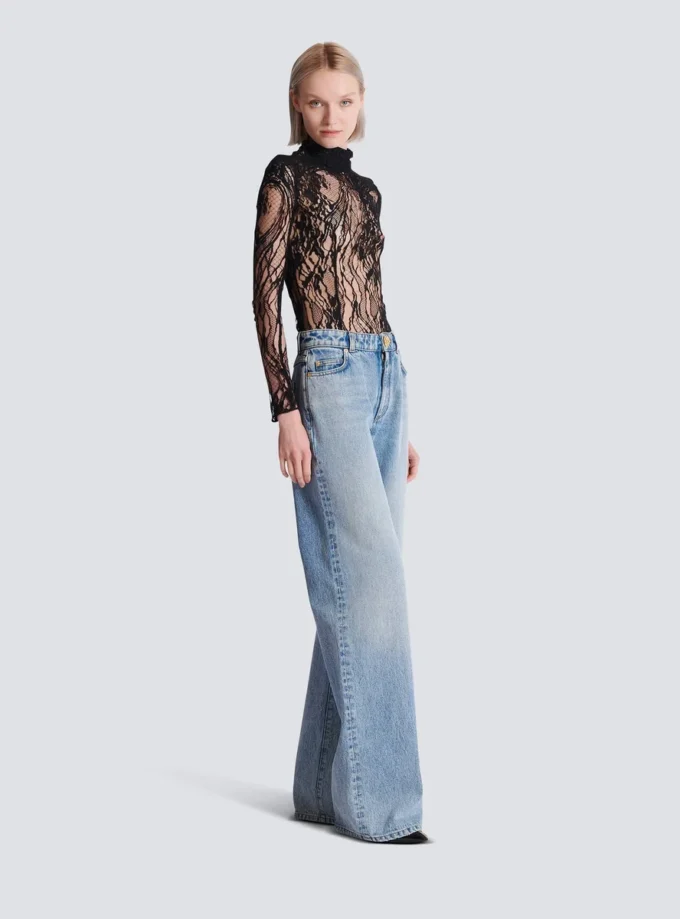 Long-sleeved lace body Long-sleeved lace body