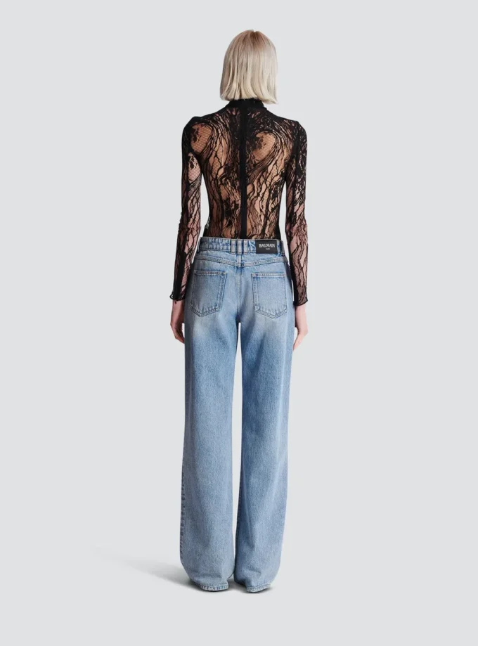 Long-sleeved lace body Long-sleeved lace body