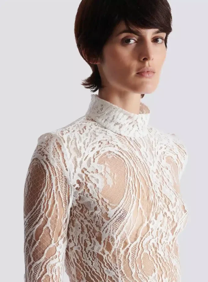 Long-sleeved lace body Long-sleeved lace body