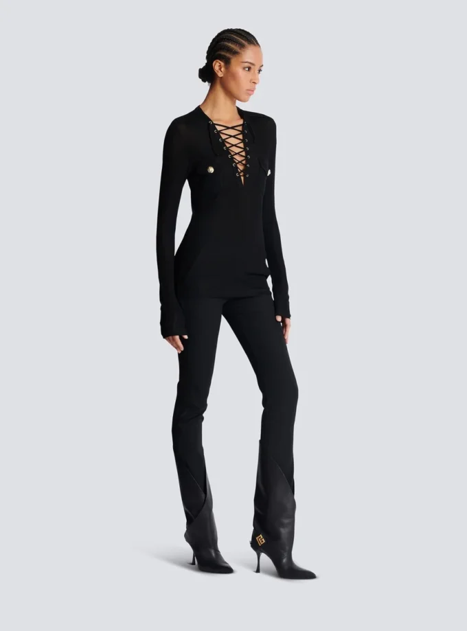 Long-sleeved lace-up top Long-sleeved lace-up top