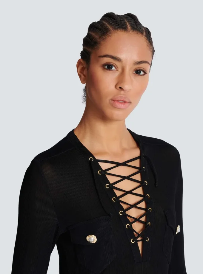 Long-sleeved lace-up top Long-sleeved lace-up top
