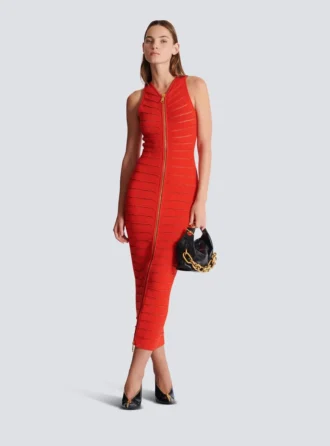 Long sleeveless dress in knit