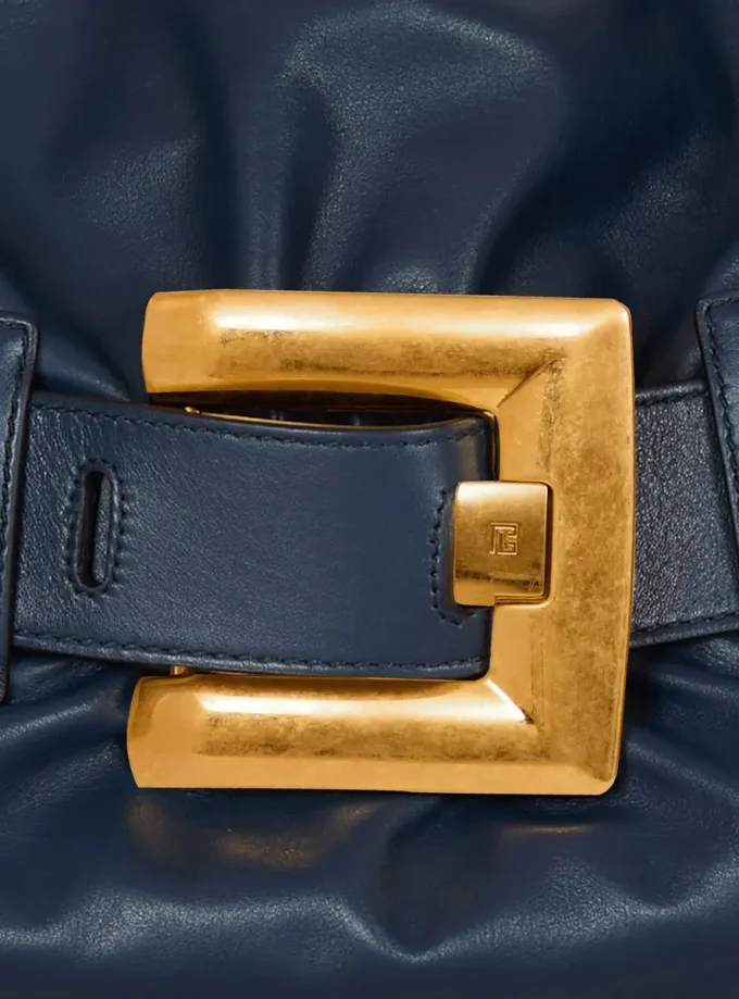 Medium Anthem bag in leather Medium Anthem bag in leather