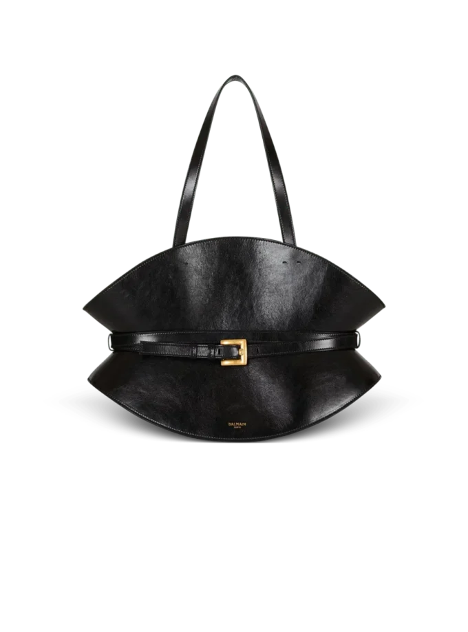 Medium Shuffle bag in calfskin leather Medium Shuffle bag in calfskin leather