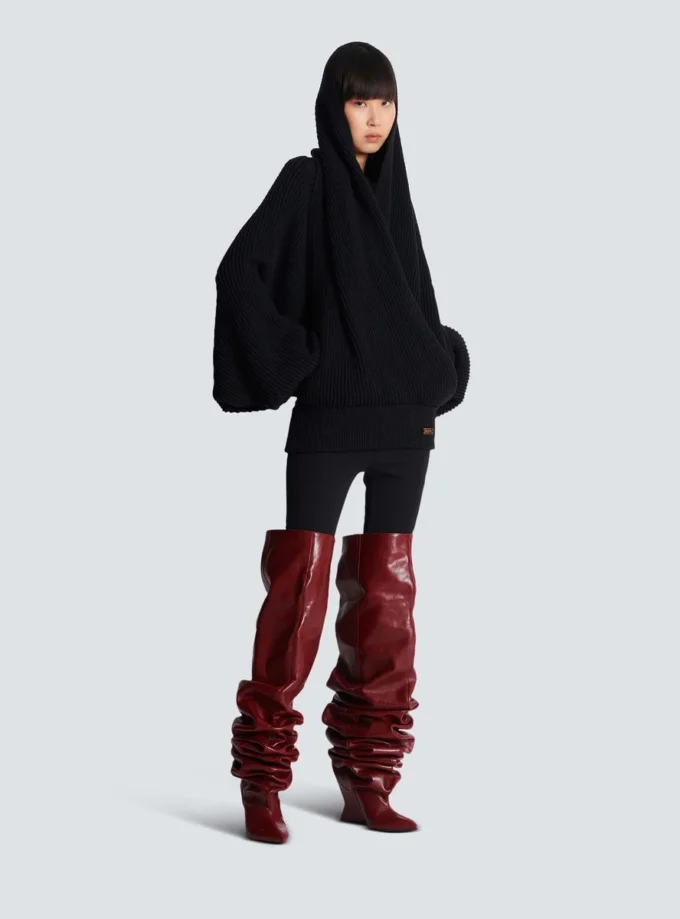 Oversized knit hoodie