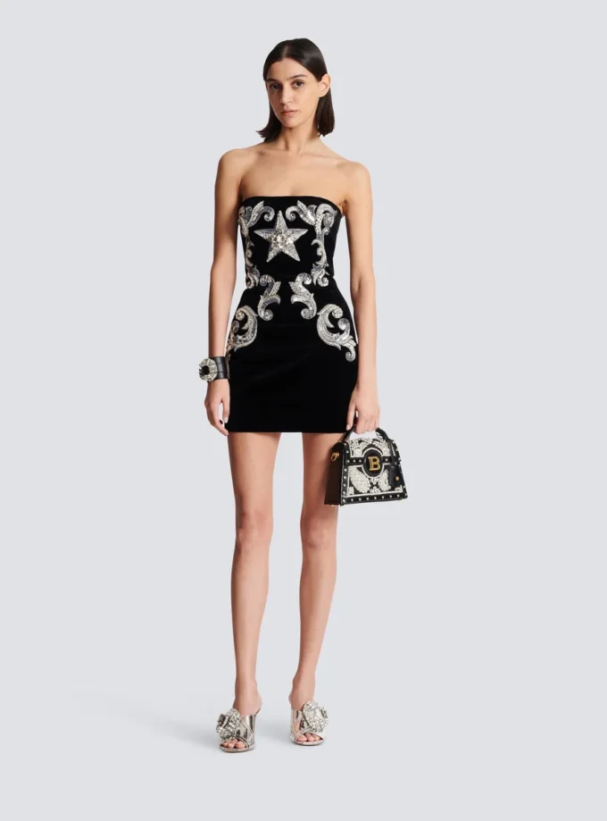Paisley embroidered strapless dress Paisley embroidered strapless dress
