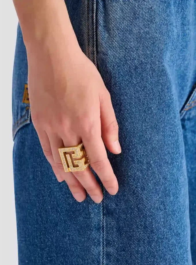 PB 3D rhinestone cube ring