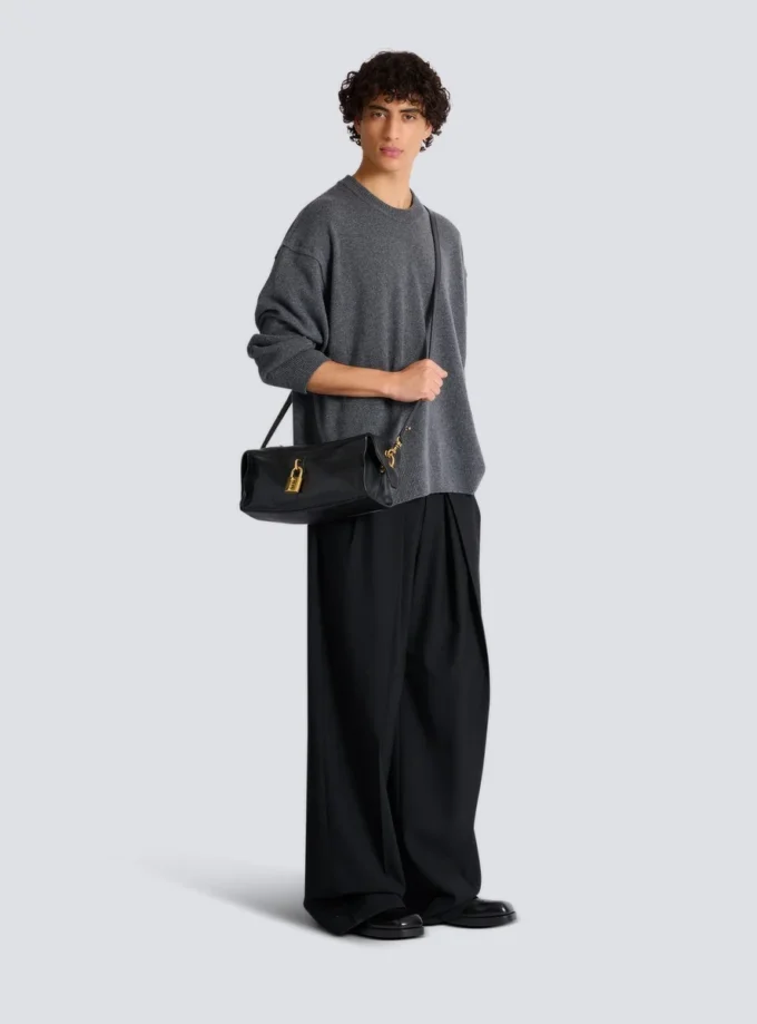 Pulse shoulder bag in calfskin leather Pulse shoulder bag in calfskin leather