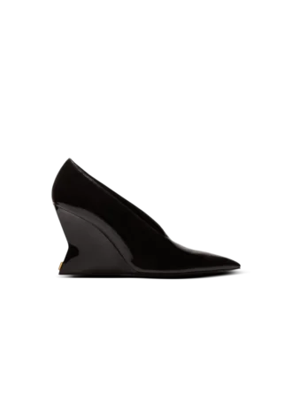 Shiny lambskin Wedge pumps