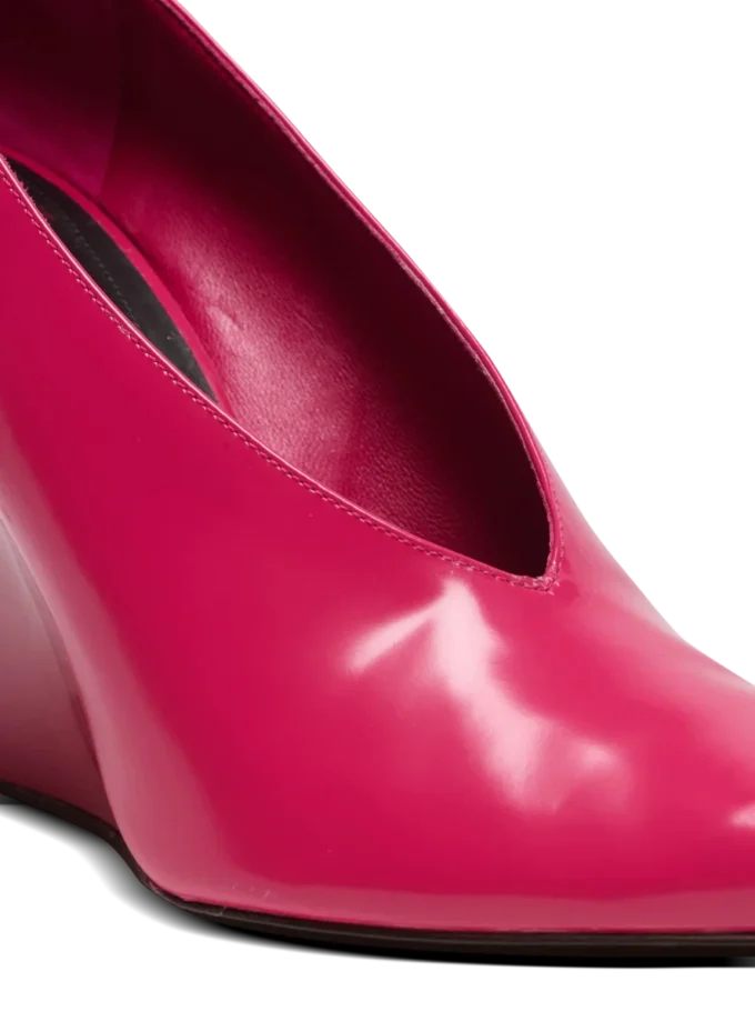 Shiny lambskin Wedge pumps
