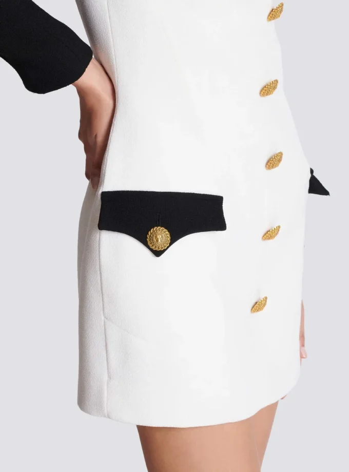 Short buttoned crepe dress Short buttoned crepe dress