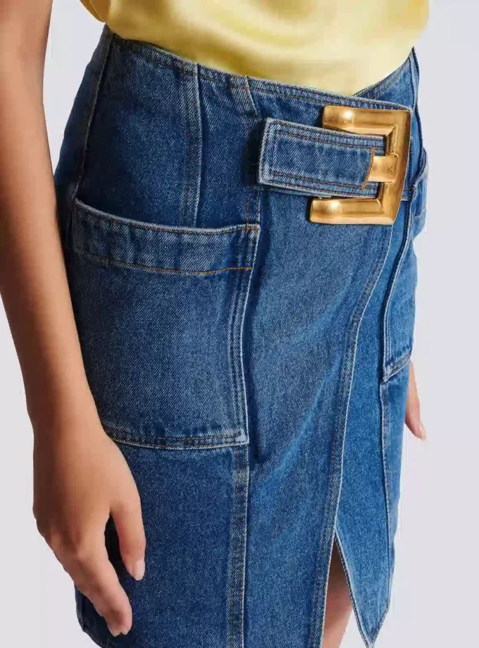 Short denim skirt with belt Short denim skirt with belt