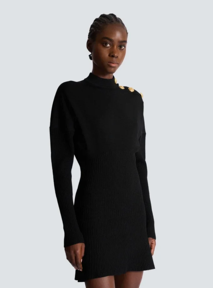 Short flared knit dress Short flared knit dress