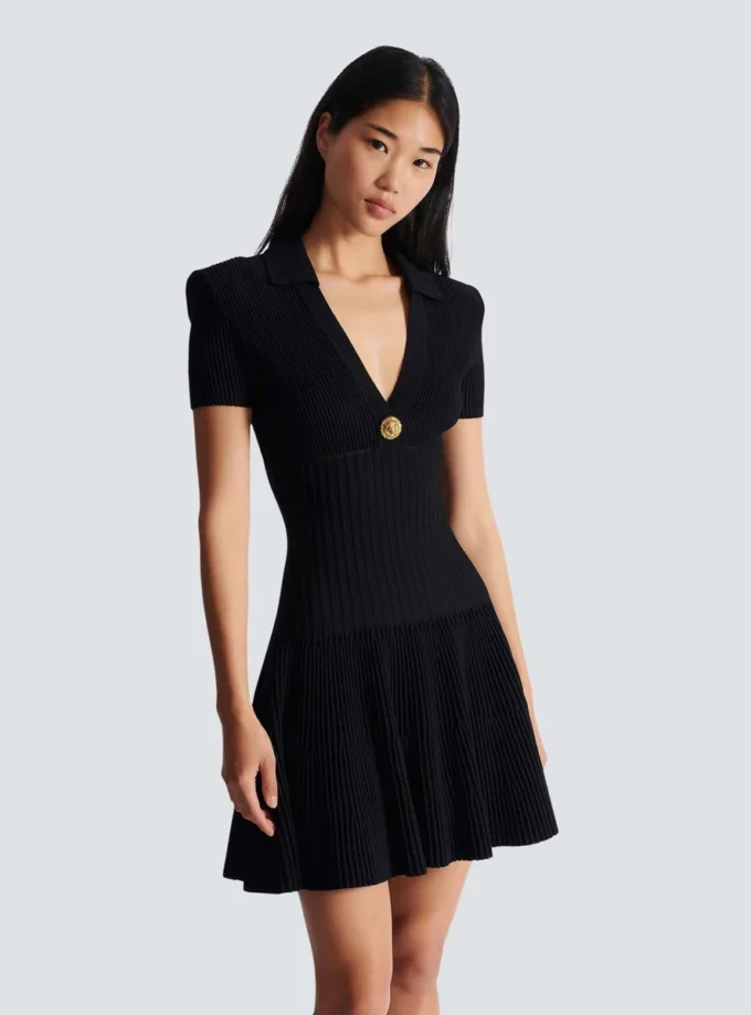 Short flared knit dress Short flared knit dress