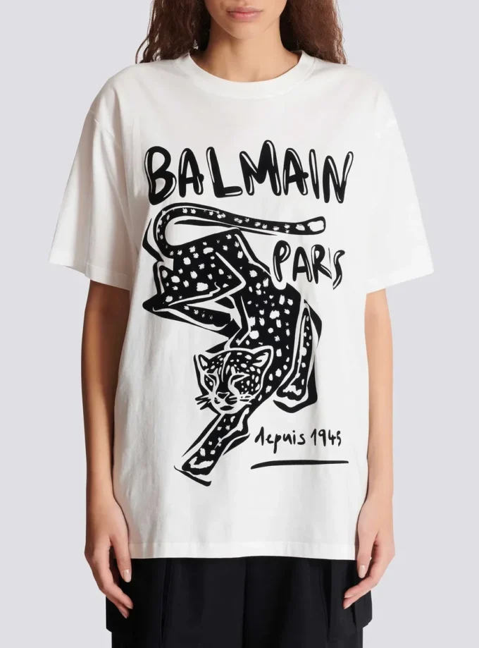 Short-sleeved T-shirt with leopard print Short-sleeved T-shirt with leopard print