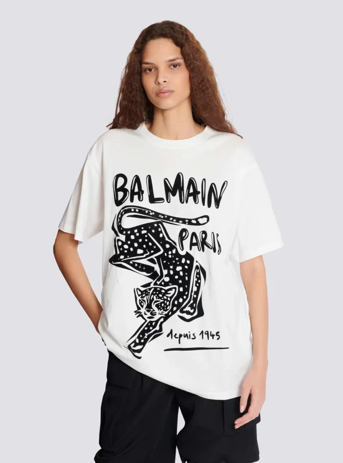 Short-sleeved T-shirt with leopard print Short-sleeved T-shirt with leopard print