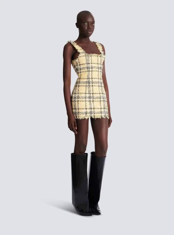 Short strappy dress in glitter tweed Short strappy dress in glitter tweed