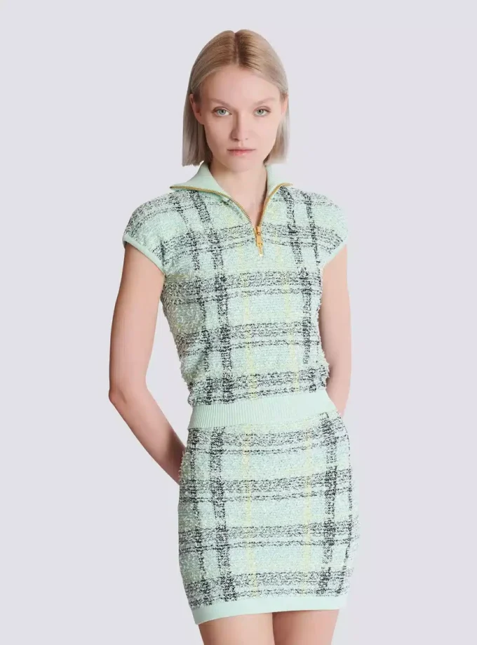 Sleeveless plaid tweed top Sleeveless plaid tweed top