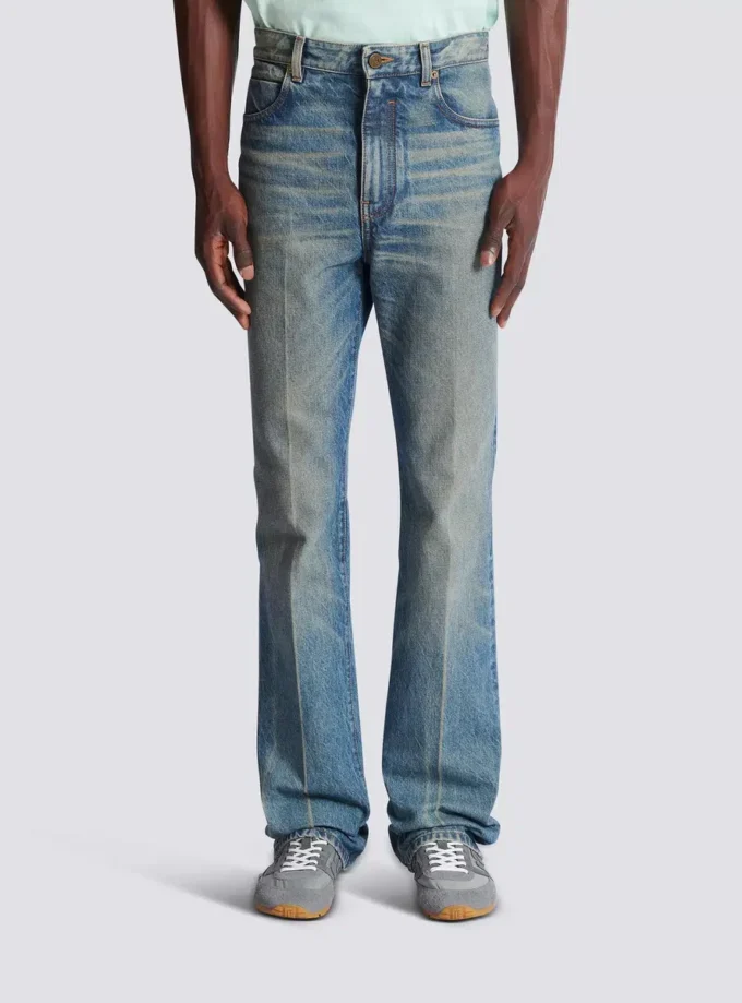 Slim straight-leg jeans in vintage denim Slim straight-leg jeans in vintage denim