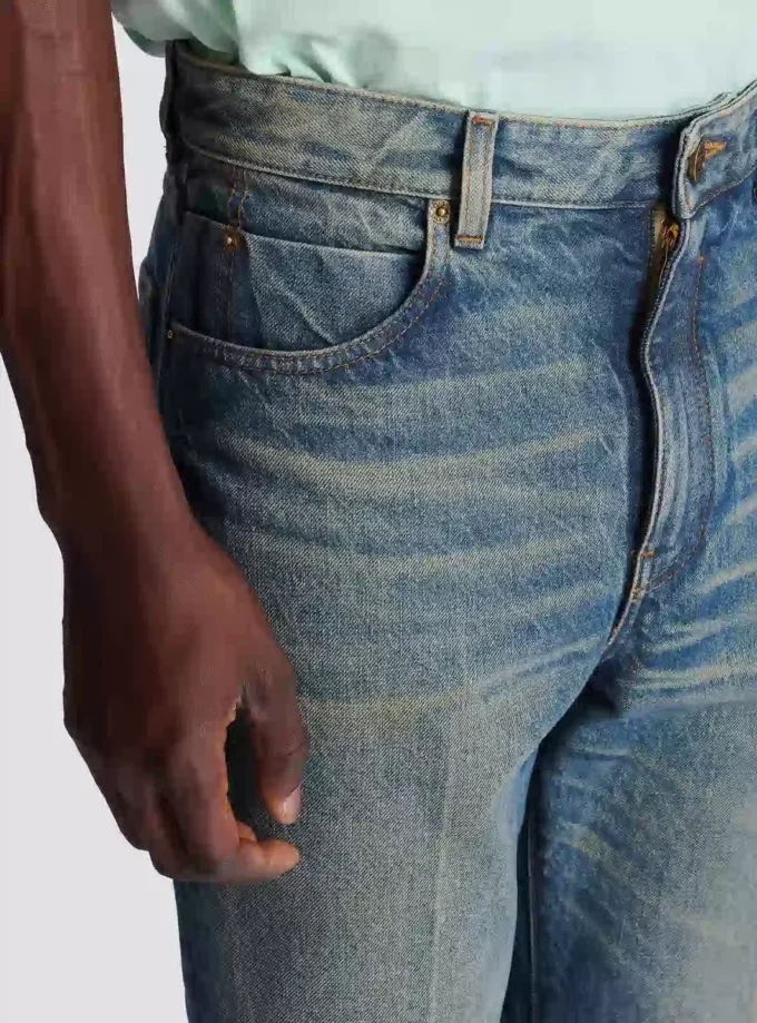 Slim straight-leg jeans in vintage denim Slim straight-leg jeans in vintage denim