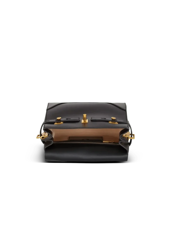 Smooth leather B-Buzz 23 bag