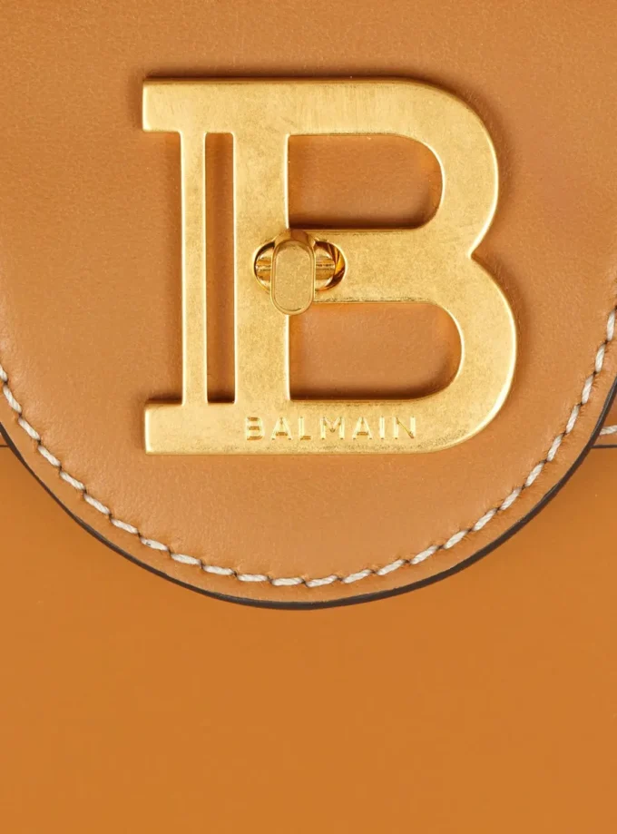 Smooth leather B-Buzz 23 bag