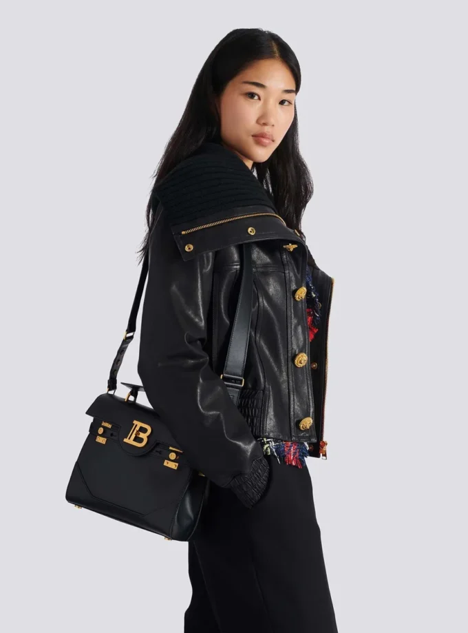 Smooth leather B-Buzz 23 bag