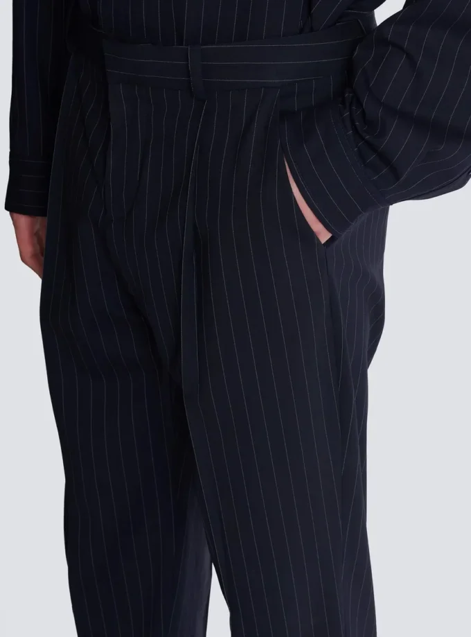Straight-leg trousers in pinstripe wool Straight-leg trousers in pinstripe wool