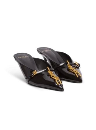 Sync patent leather mules with pointed toe